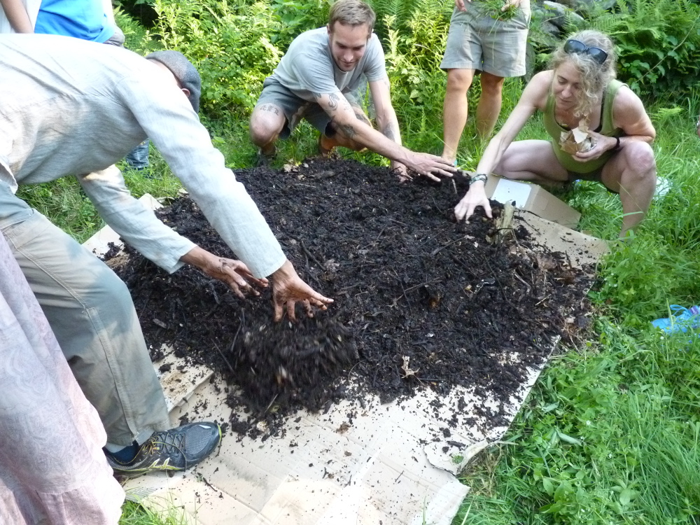 Sheet mulching at Sirius Ecovillage